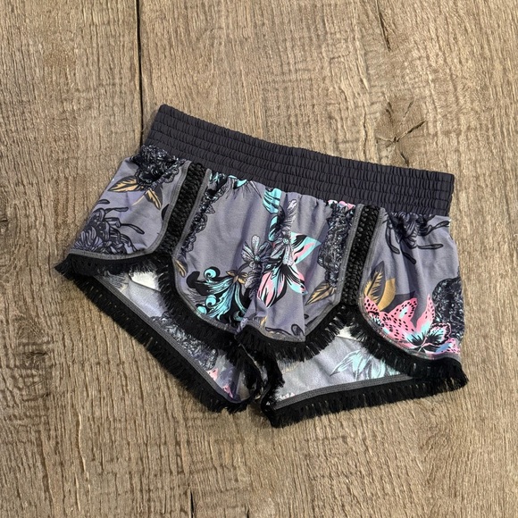 (SHORTS) Maaji Swim Shorts. - Picture 1 of 4